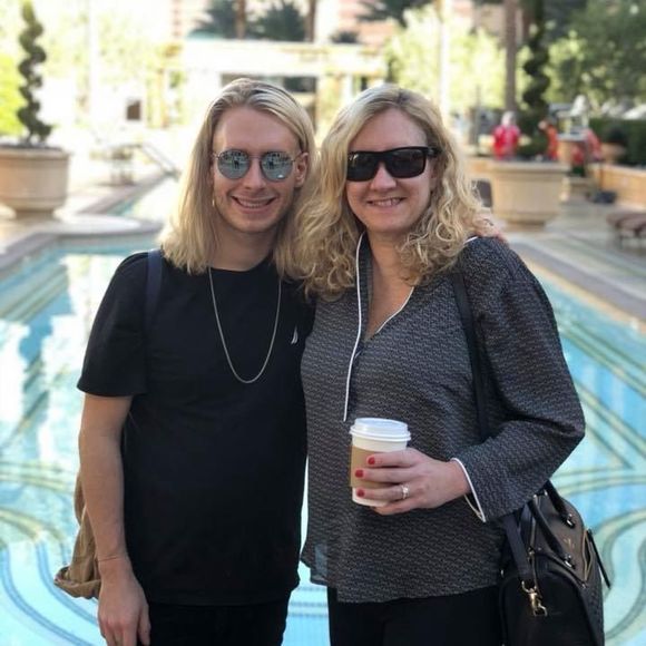 Meet your Posher, Thomas - Picture 1 of 1